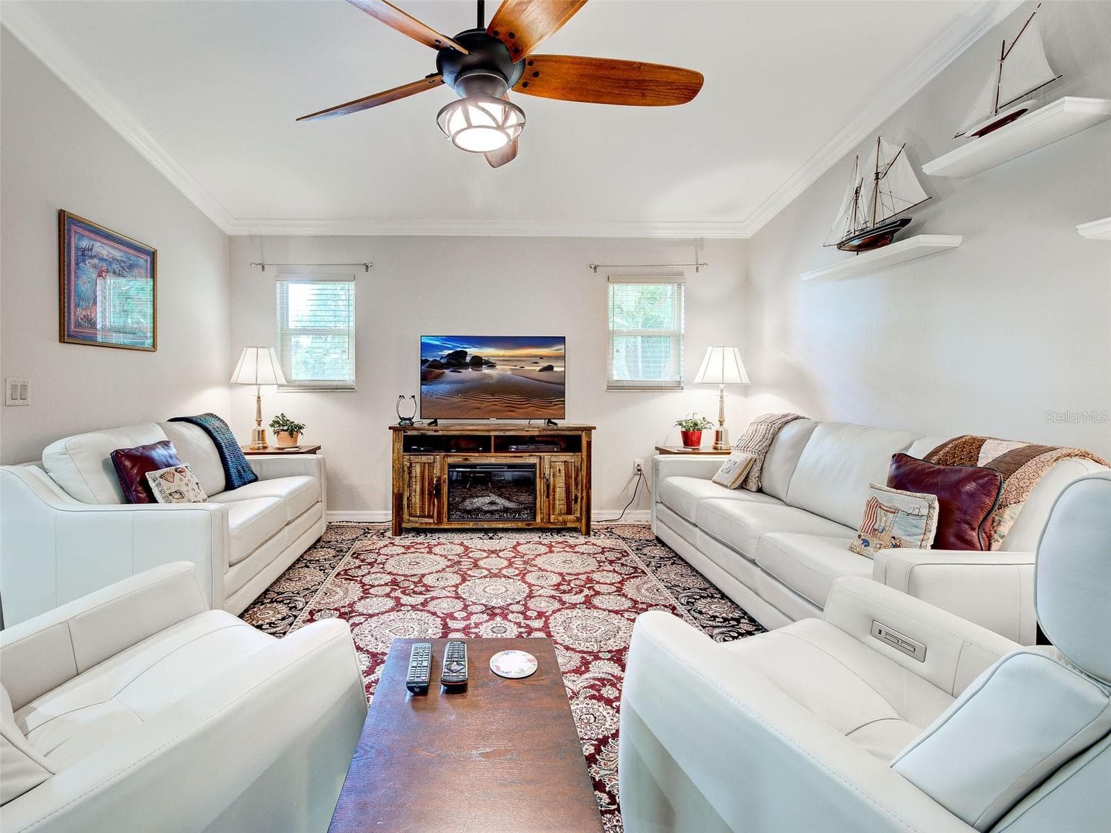 Single Family Residence at 800 OSPREY ST, VENICE, photo 24 of 57