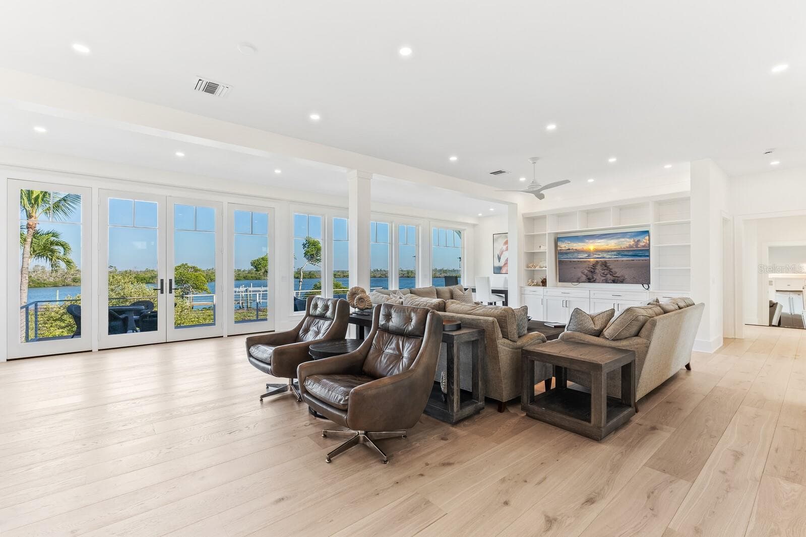 Single Family Residence at 4070 LOOMIS AVE, BOCA GRANDE, photo 12 of 59