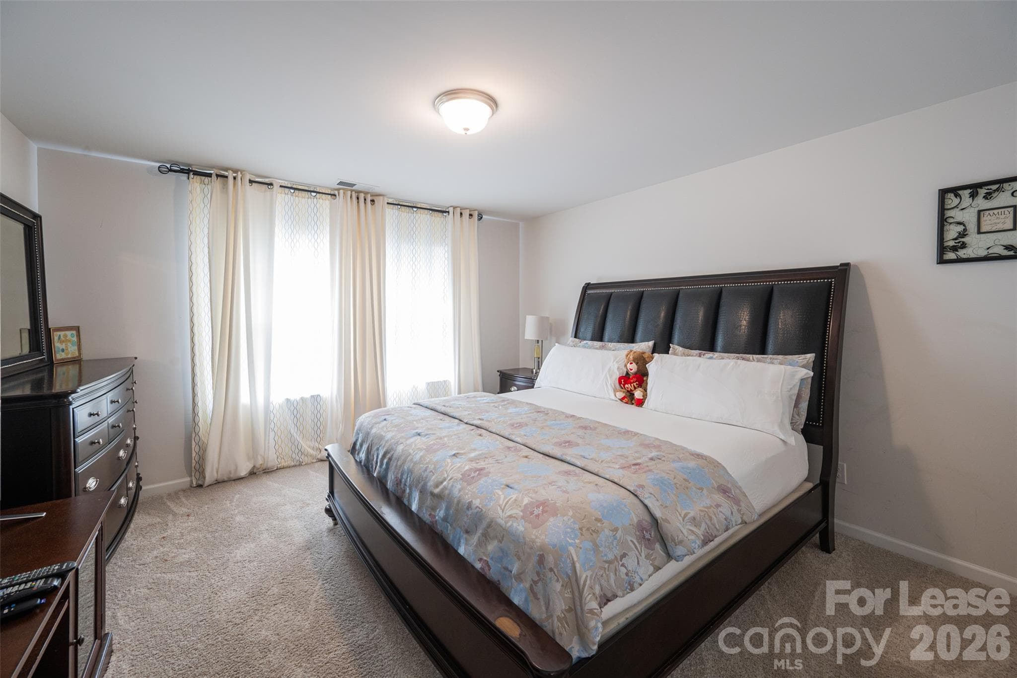 Single Family Residence at 1116 Woodhill Drive, Gastonia, photo 5 of 37