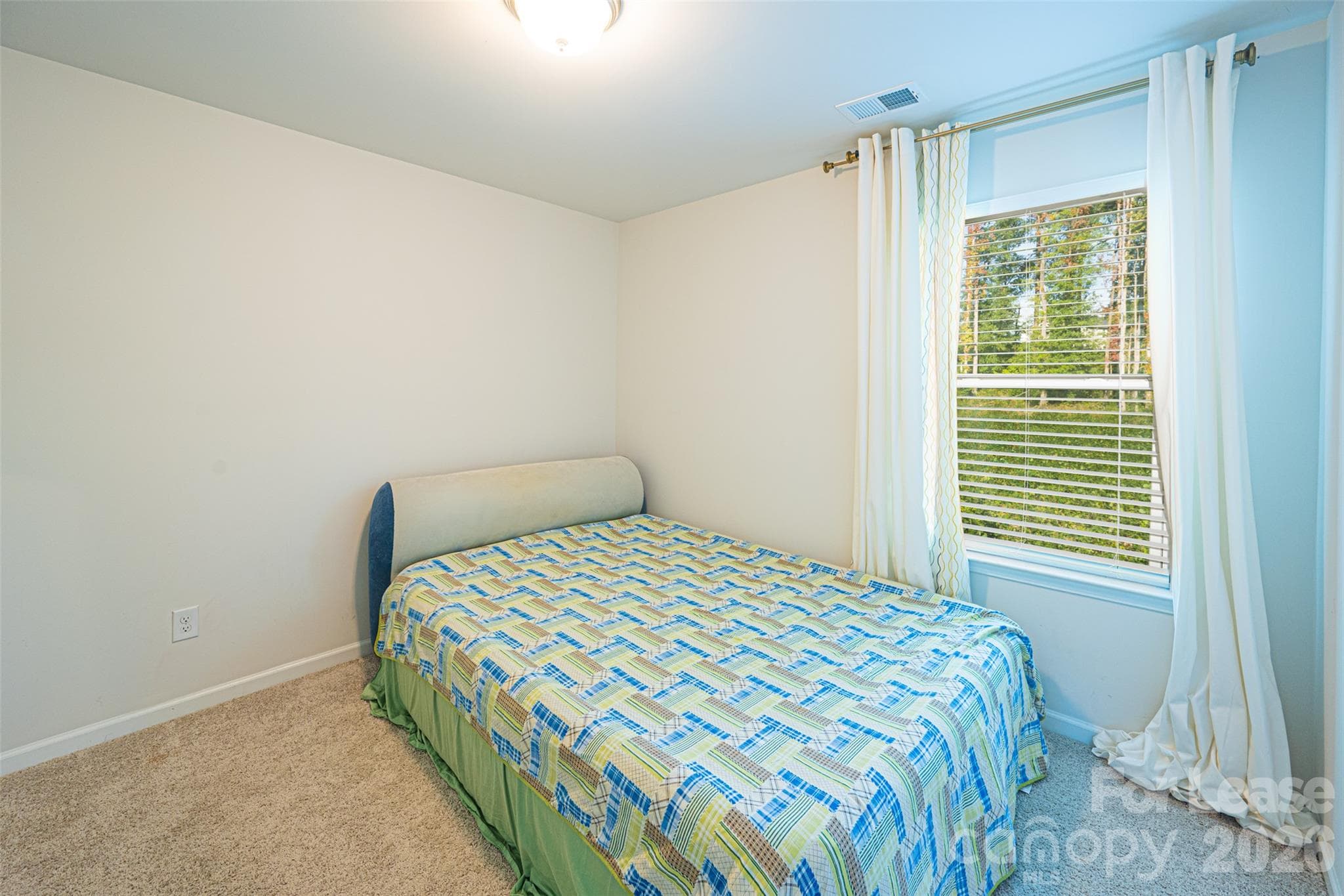Single Family Residence at 1116 Woodhill Drive, Gastonia, photo 34 of 37