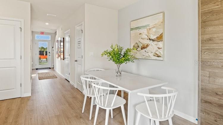 Townhouse at 1654 EAST BAY ST, SARASOTA, photo 6 of 17