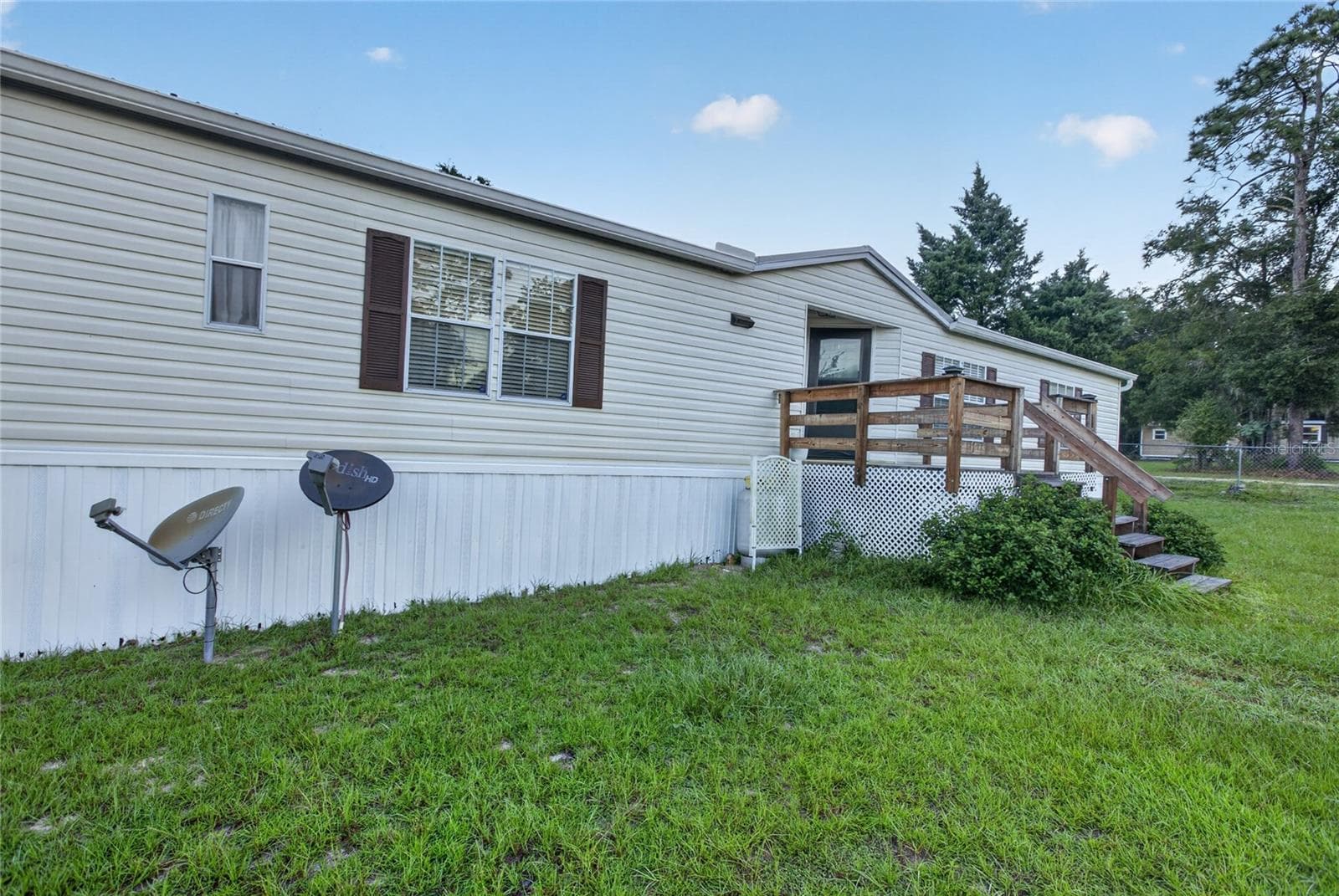Manufactured Home at 7990 FLORAL RIDGE CIR, KEYSTONE HEIGHTS, photo 13 of 52