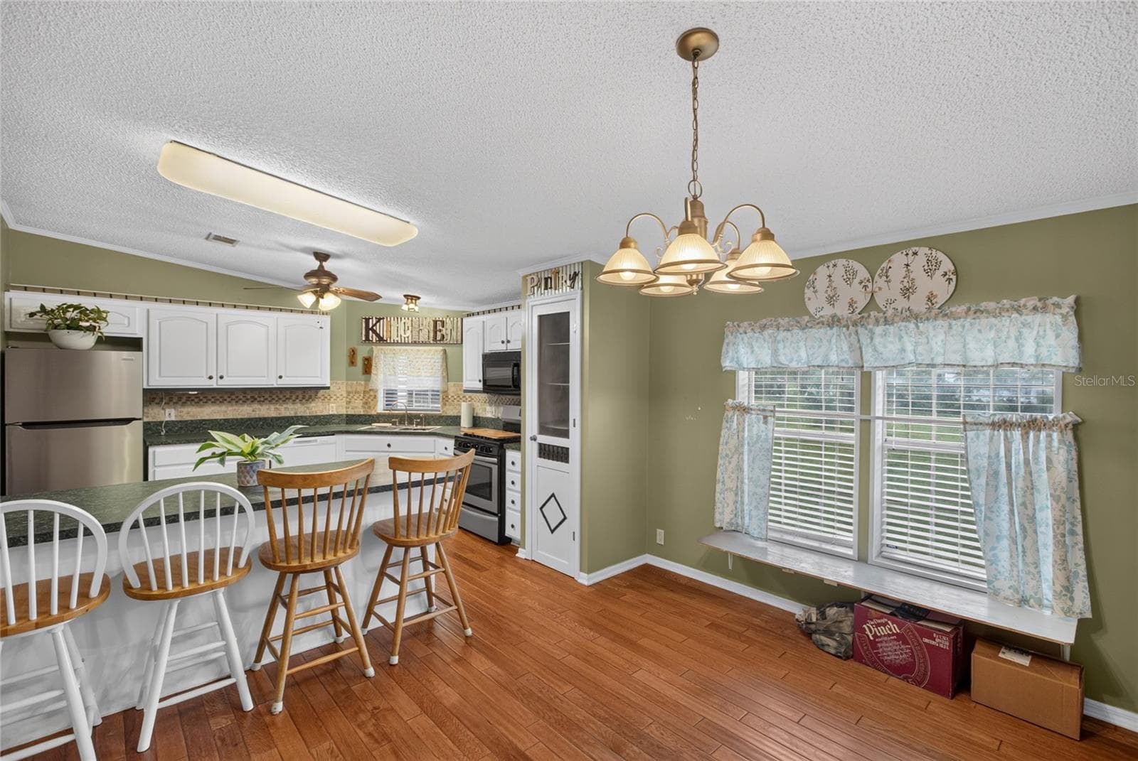 Manufactured Home at 7990 FLORAL RIDGE CIR, KEYSTONE HEIGHTS, photo 23 of 52