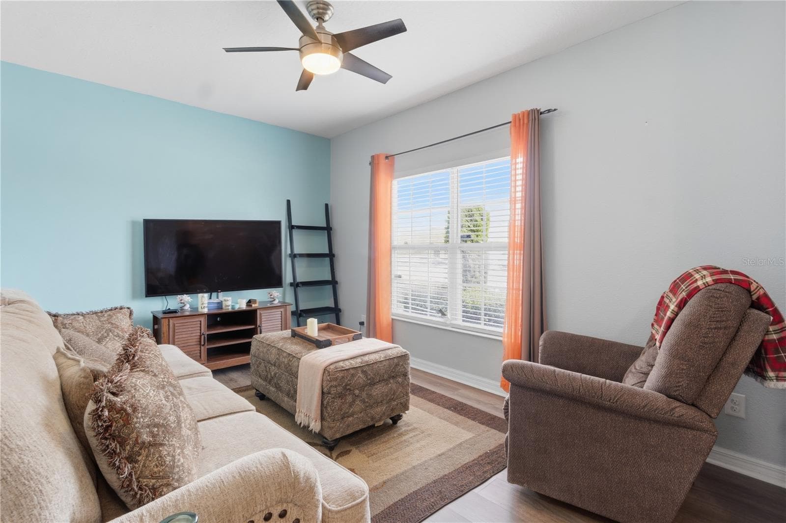 Single Family Residence at 272 SPARROW HAWK DR, GROVELAND, photo 6 of 35