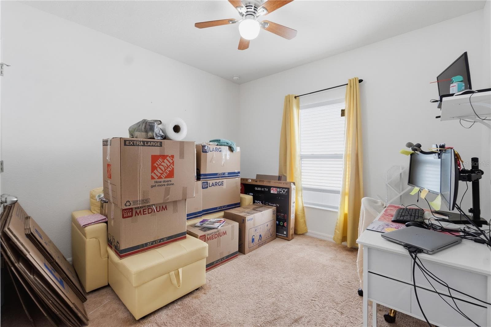 Single Family Residence at 272 SPARROW HAWK DR, GROVELAND, photo 8 of 35
