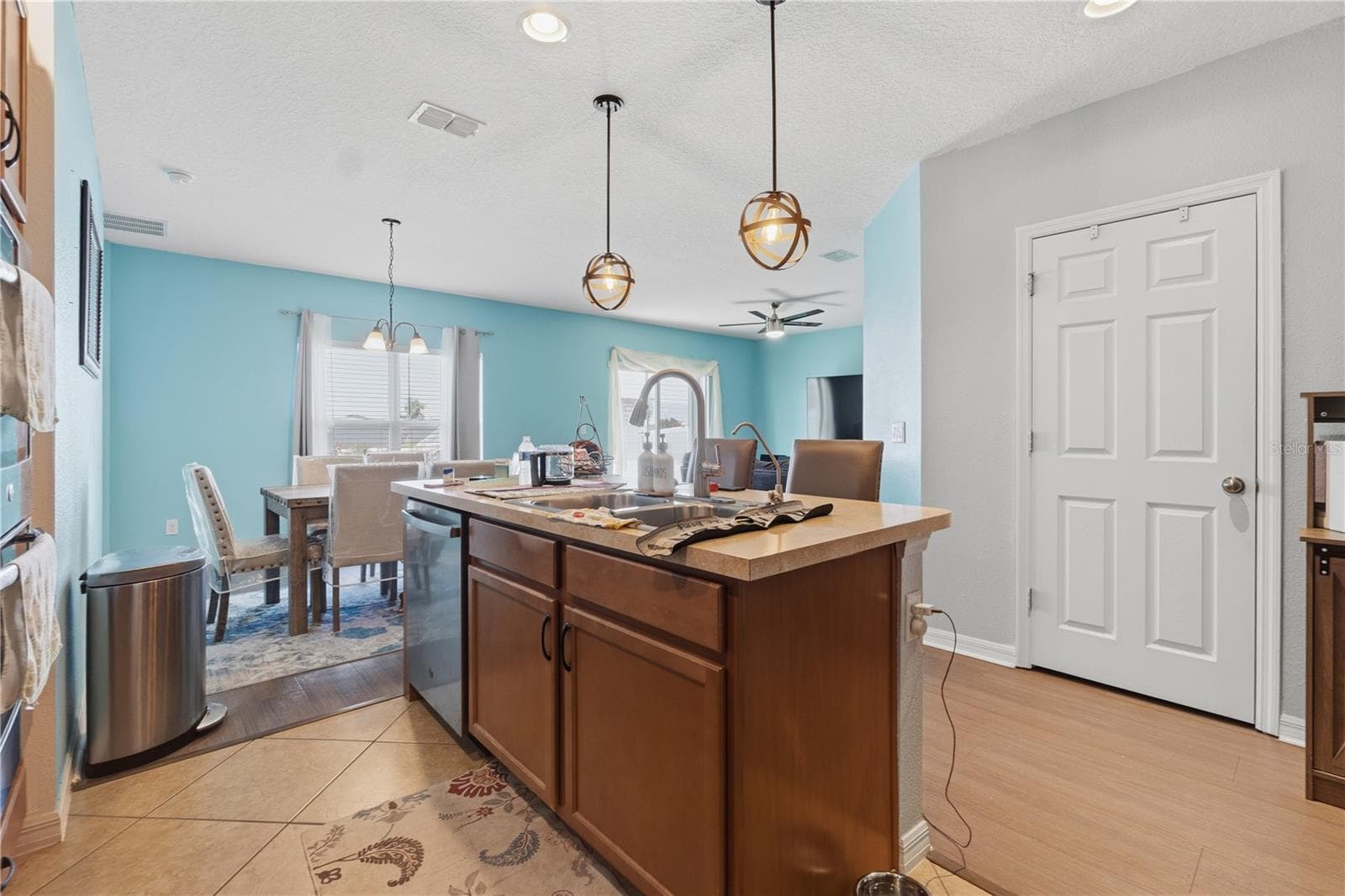 Single Family Residence at 272 SPARROW HAWK DR, GROVELAND, photo 19 of 35