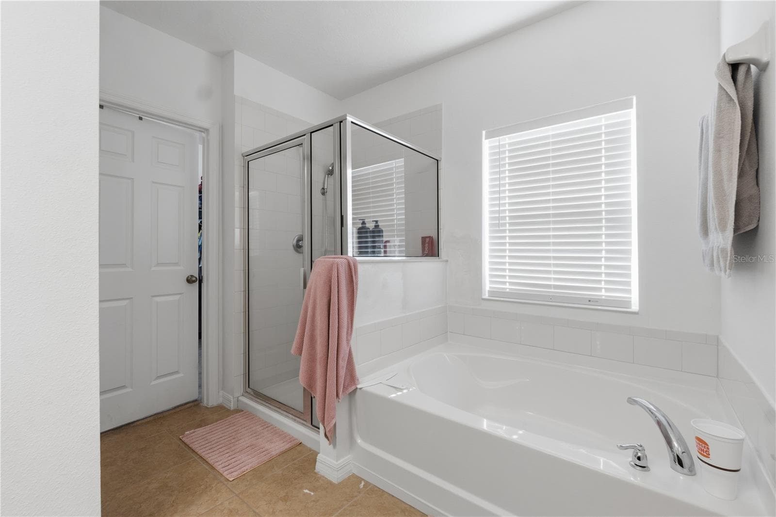 Single Family Residence at 272 SPARROW HAWK DR, GROVELAND, photo 27 of 35