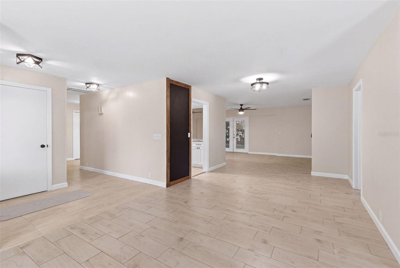 dining area - 998 DUMONT DR, DUNEDIN