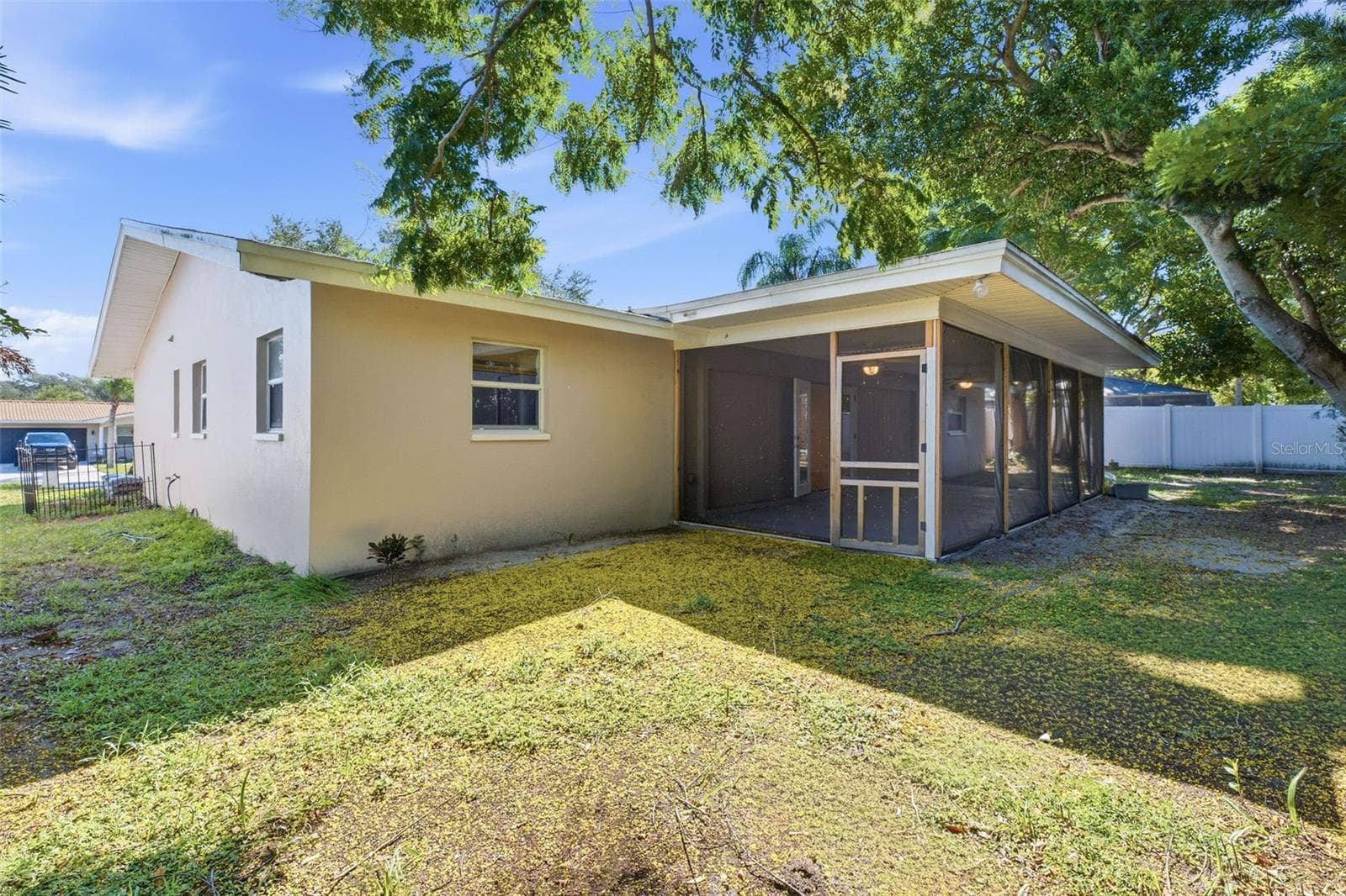 Single Family Residence at 998 DUMONT DR, DUNEDIN, photo 25 of 28