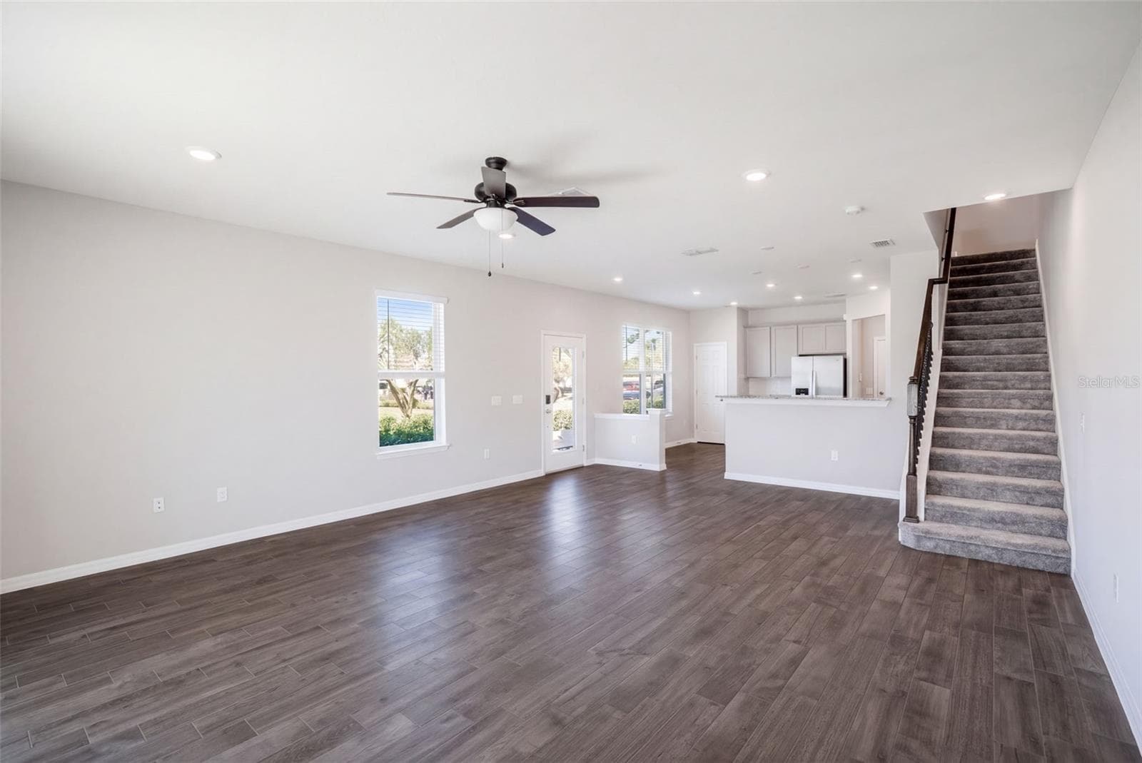 Townhouse at 3768 PLAINVIEW DR, ORLANDO, photo 6 of 30