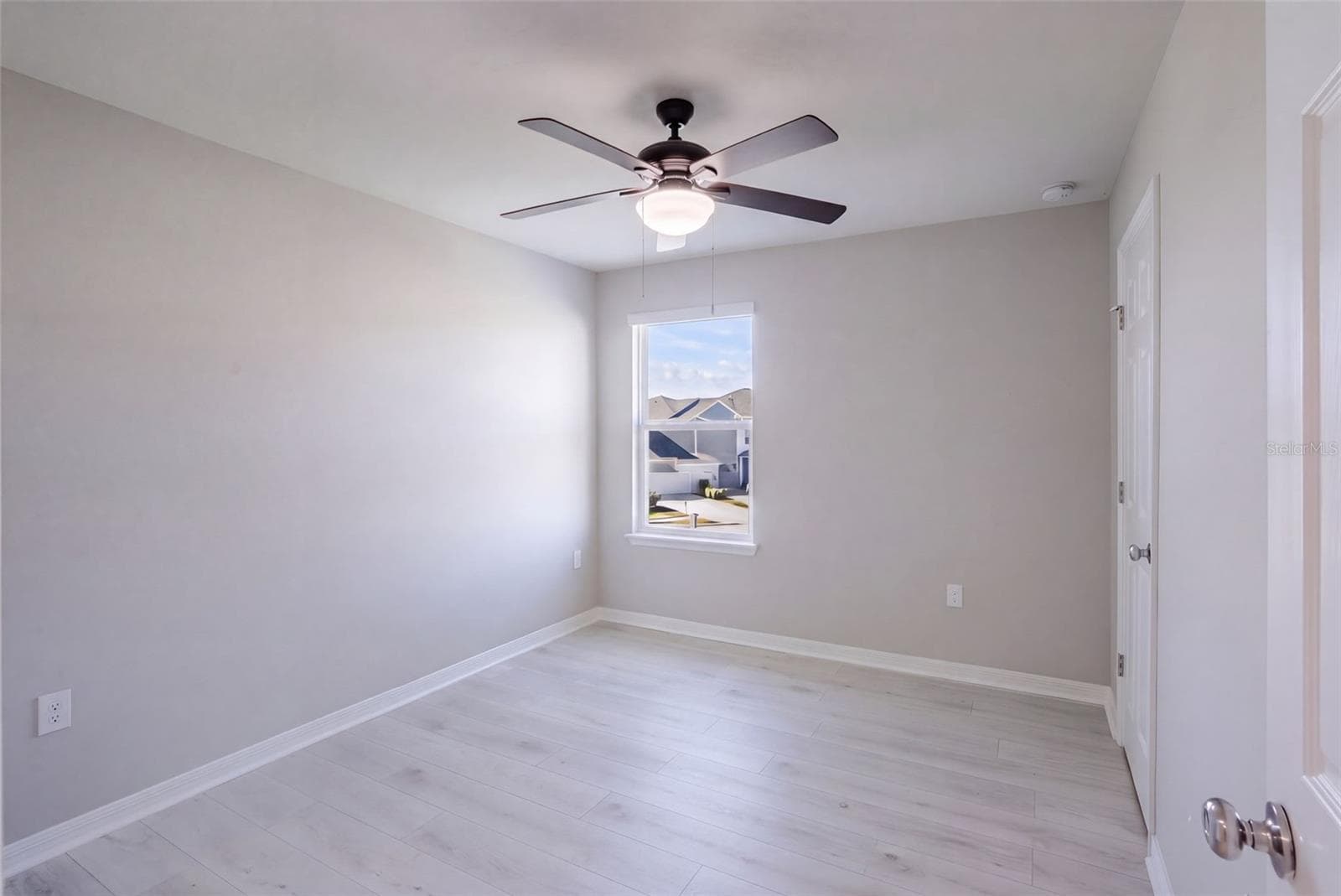 Townhouse at 3768 PLAINVIEW DR, ORLANDO, photo 15 of 30