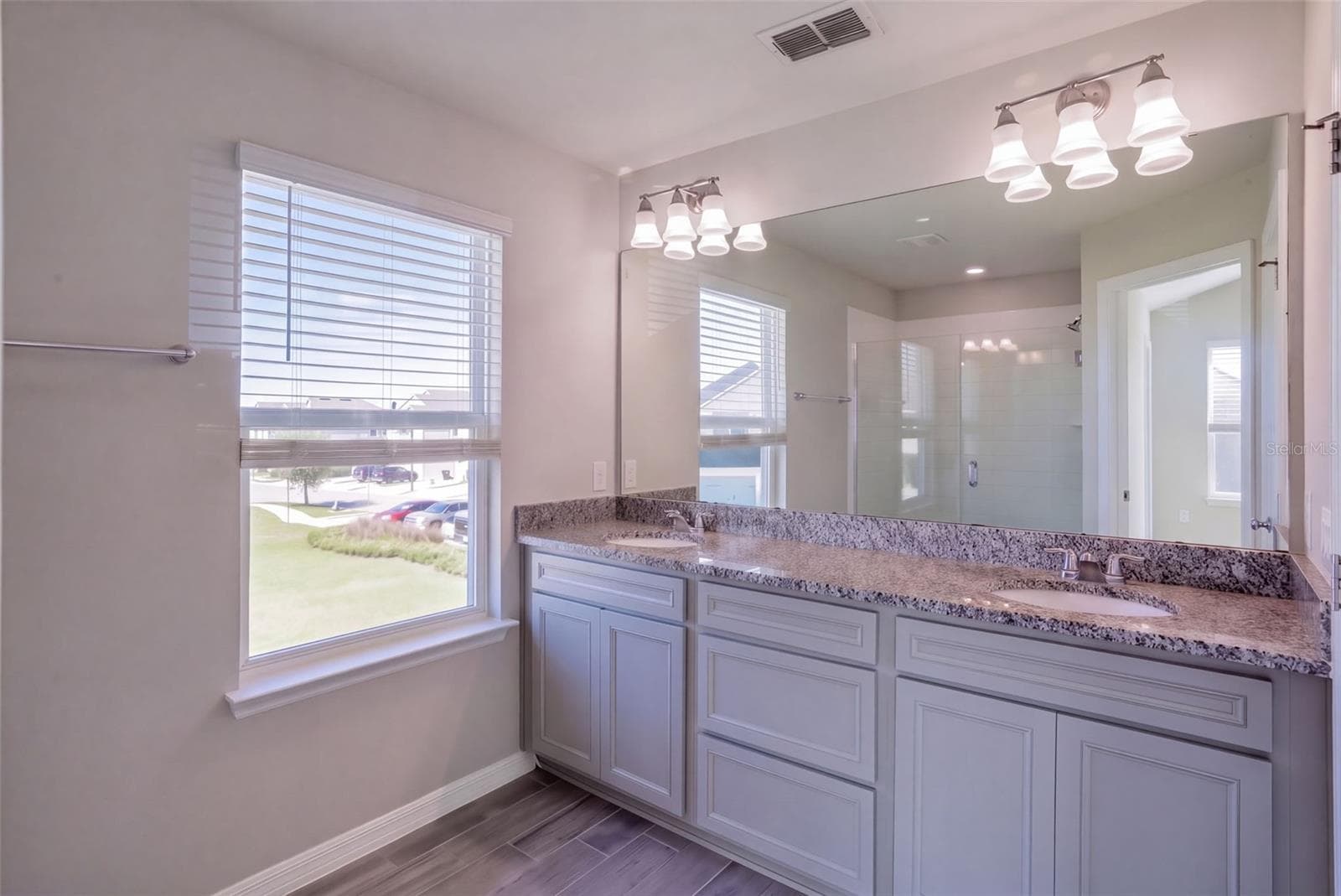 Townhouse at 3768 PLAINVIEW DR, ORLANDO, photo 17 of 30