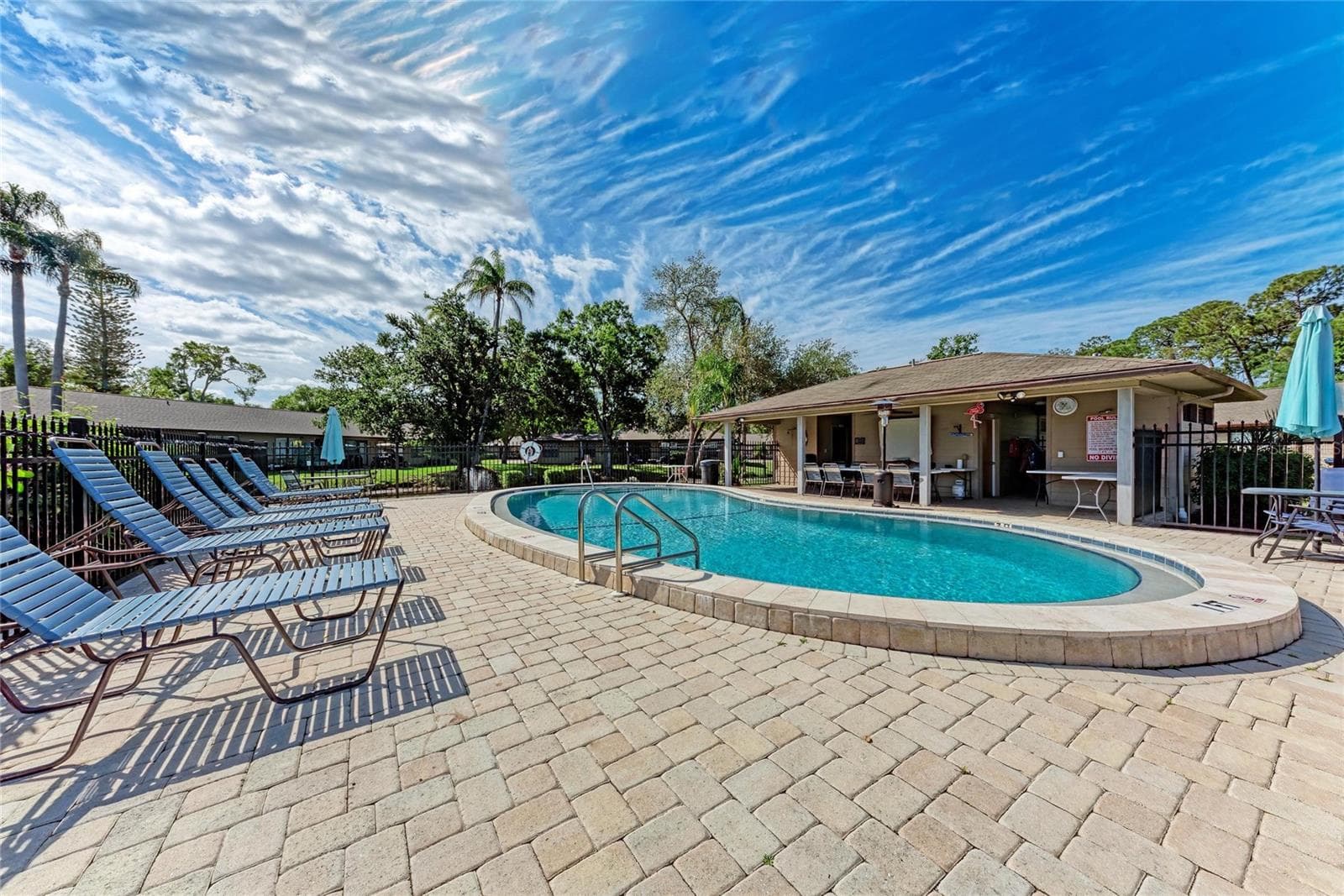 Condominium at 5313 11TH STREET CIR E, BRADENTON, photo 5 of 47