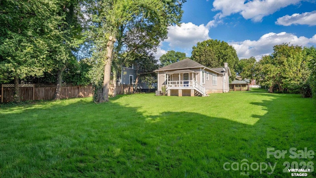 Single Family Residence at 605 Oakland Avenue, Charlotte, photo 21 of 24