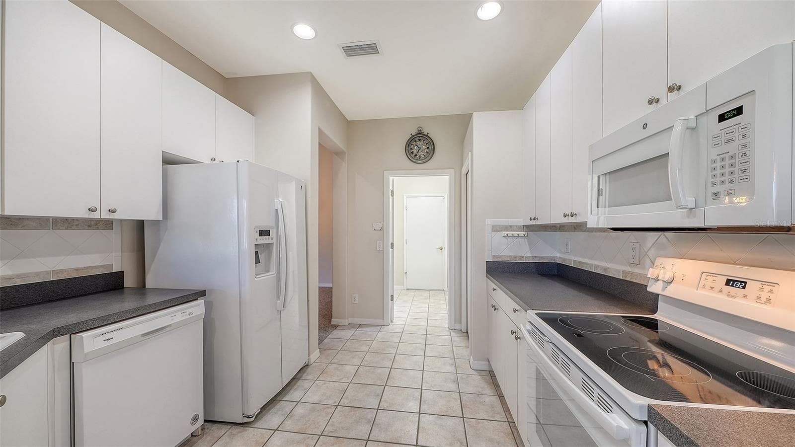Single Family Residence at 750 BACK NINE DR, VENICE, photo 11 of 44