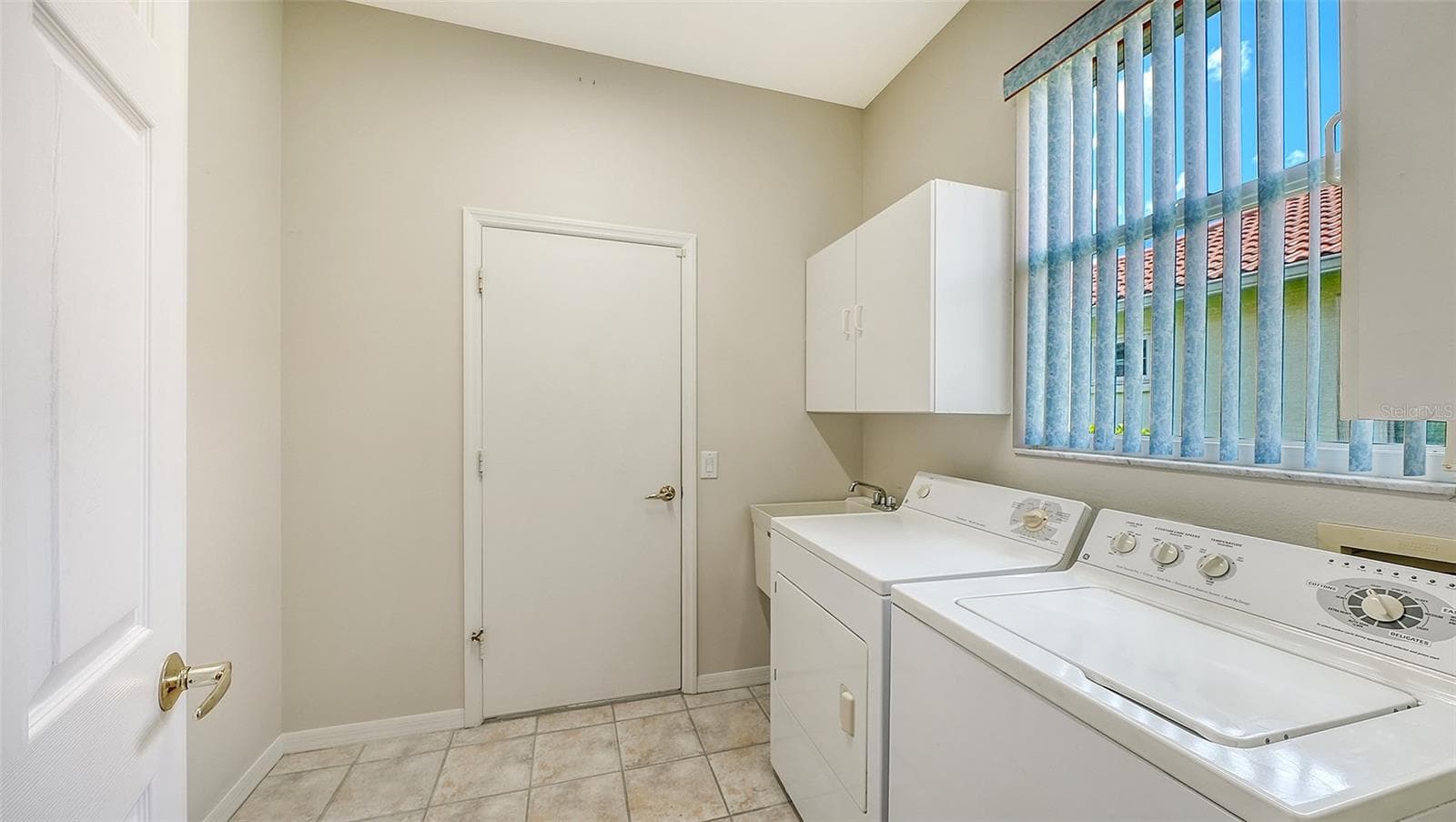 Laundry Room - 750 BACK NINE DR, VENICE