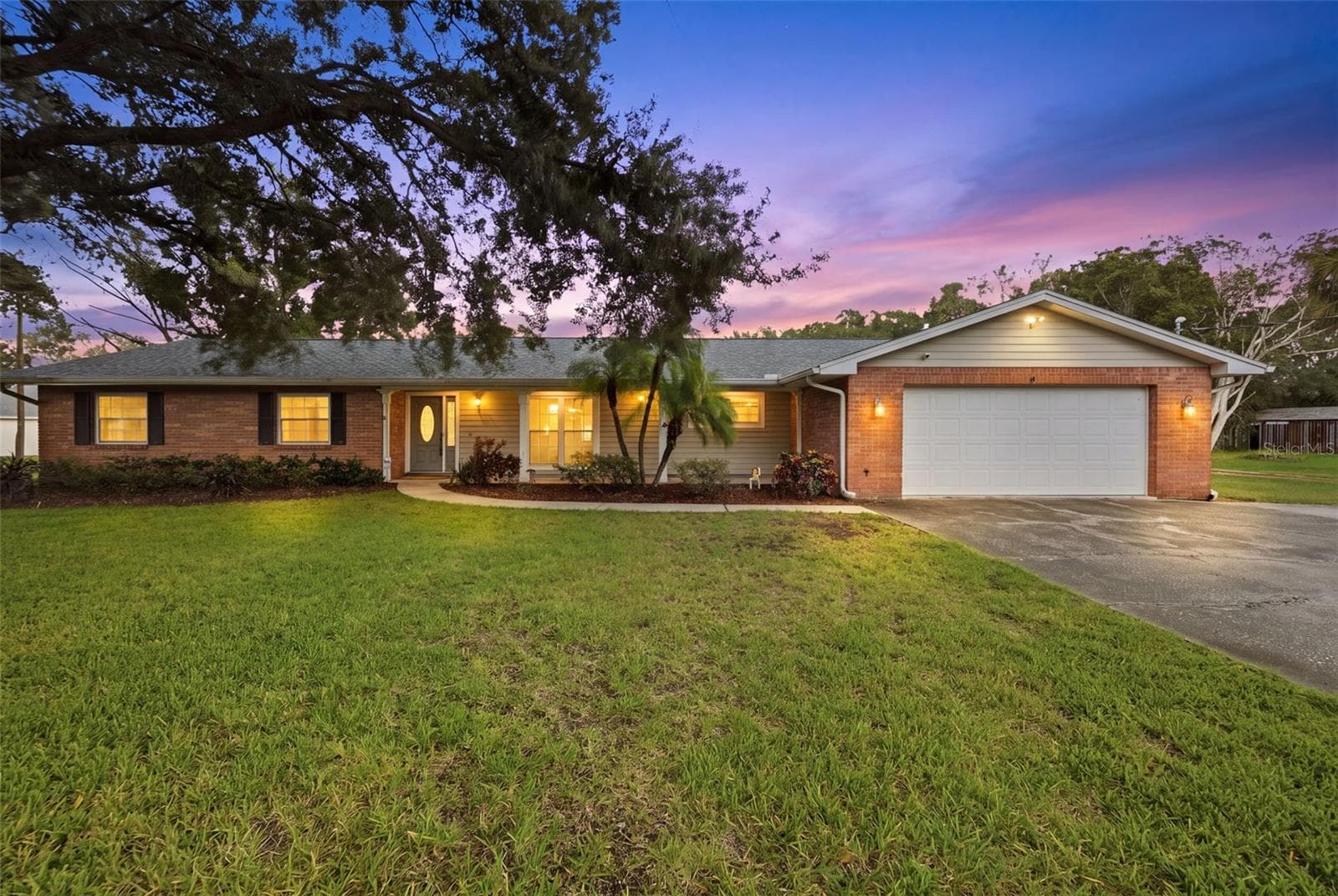 Single Family Residence at 17501 LAKESHORE RD, LUTZ, photo 3 of 76