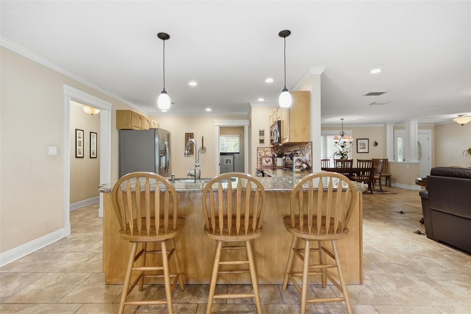 Single Family Residence at 17501 LAKESHORE RD, LUTZ, photo 19 of 76