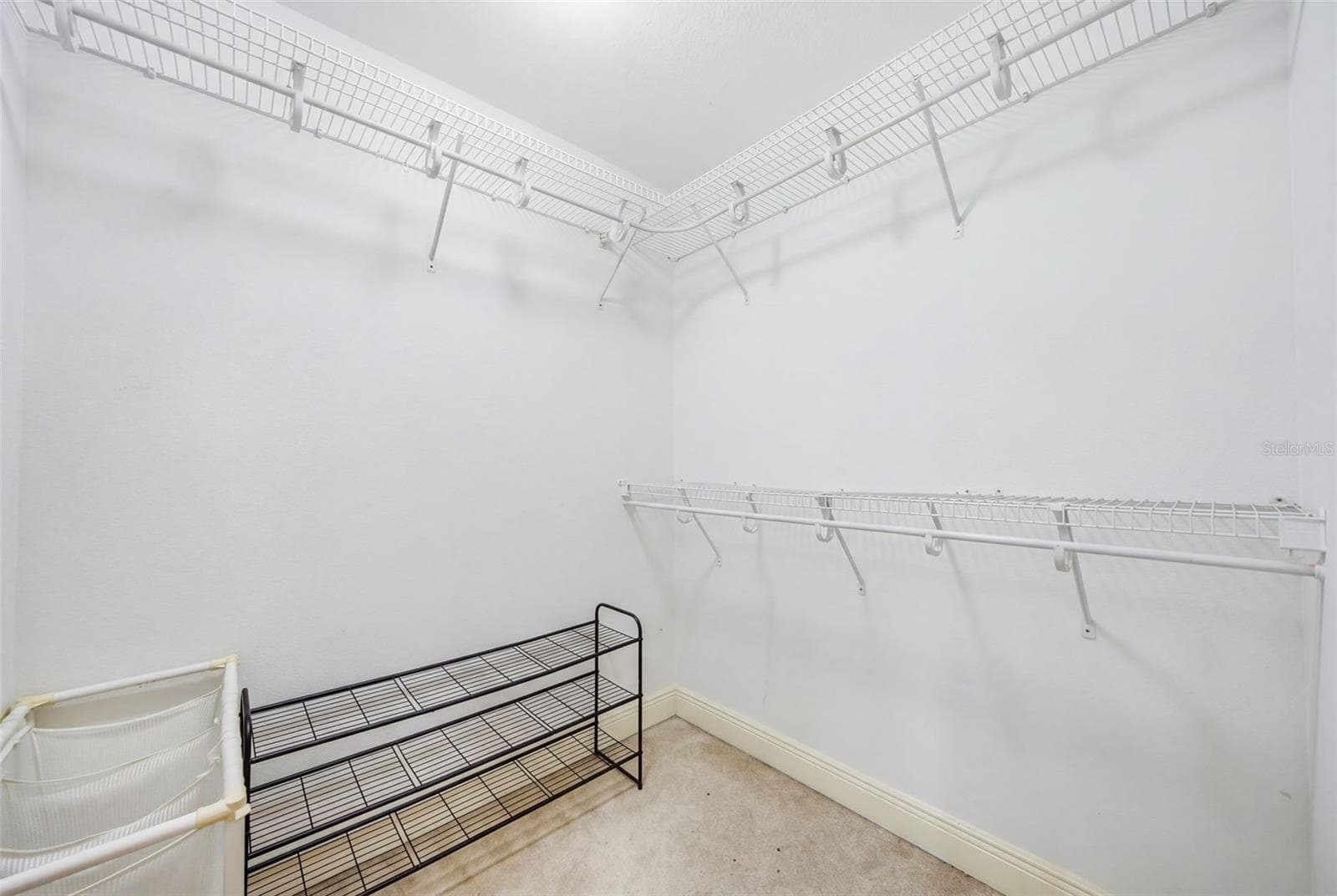 Master walk in closet 1 of 2 - 17501 LAKESHORE RD, LUTZ