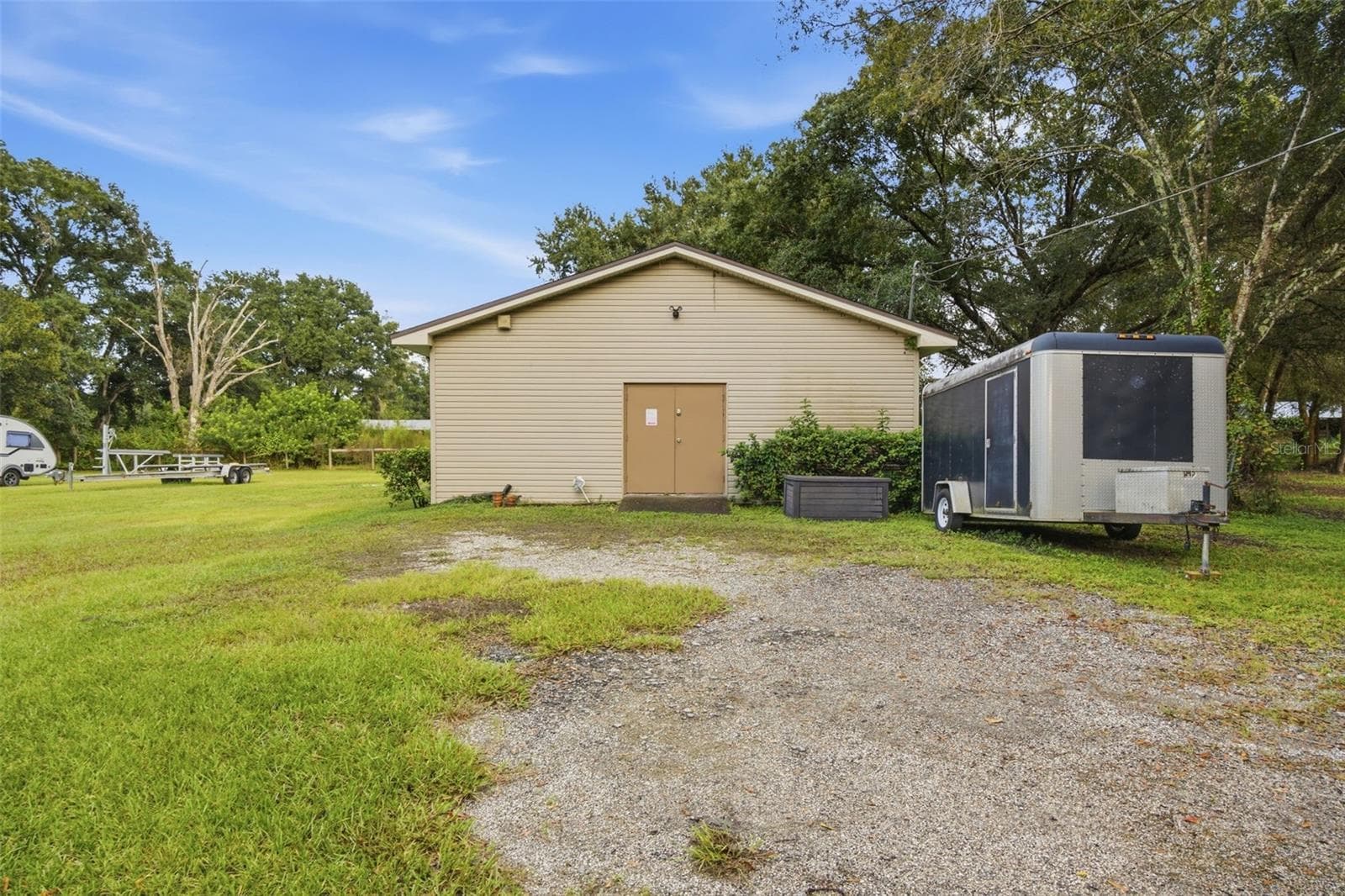 Office/garage - 17501 LAKESHORE RD, LUTZ