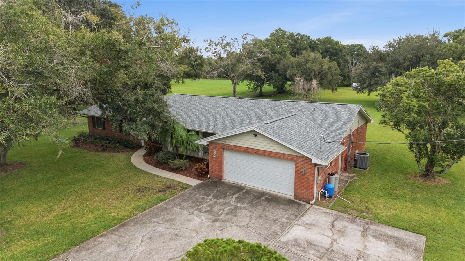 Single Family Residence at 17501 LAKESHORE RD, LUTZ, photo 58 of 76