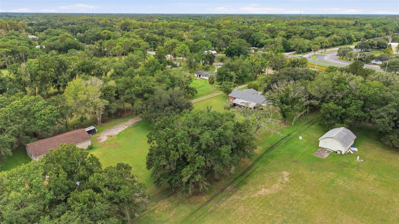 Single Family Residence at 17501 LAKESHORE RD, LUTZ, photo 63 of 76