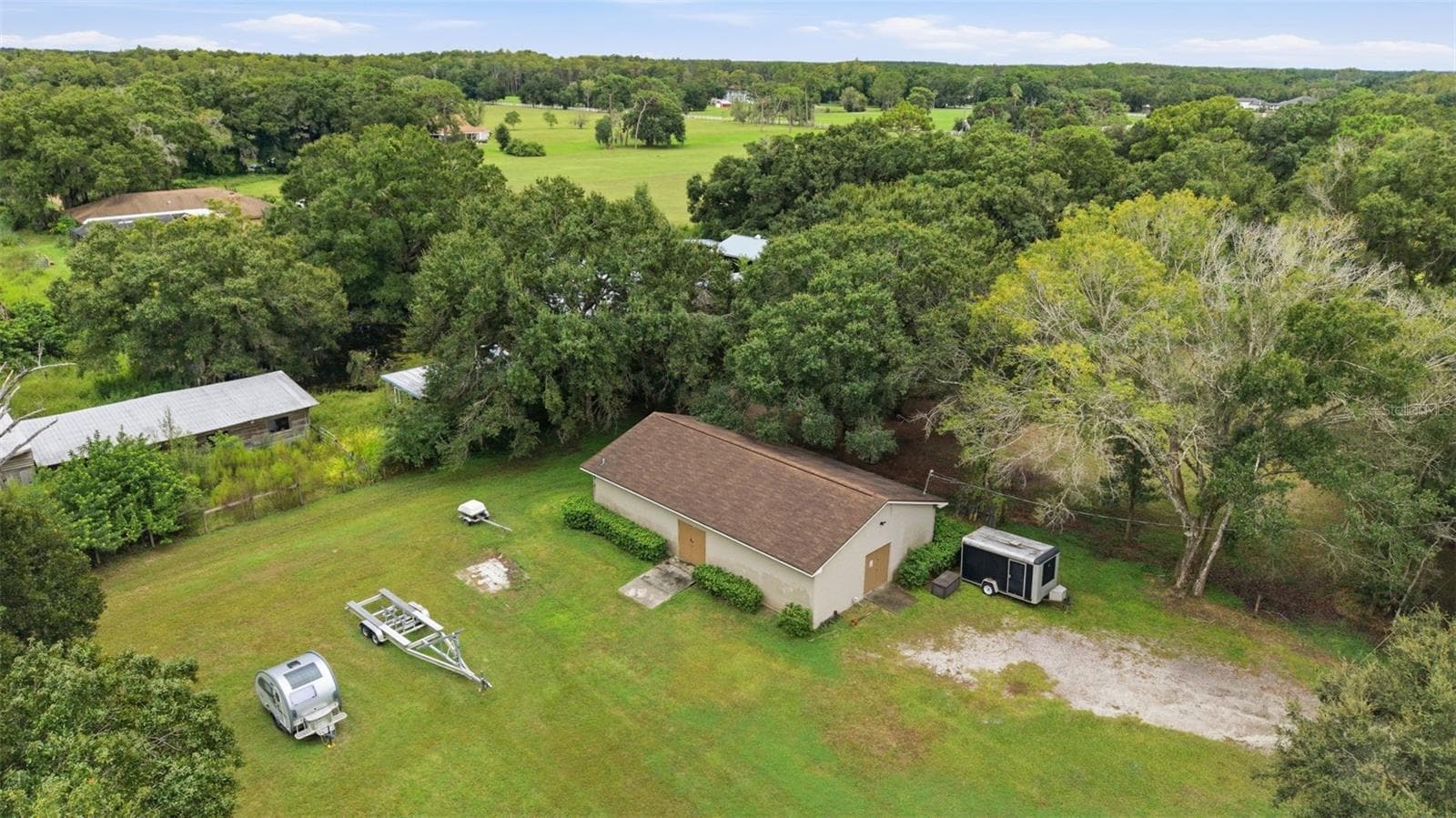 Single Family Residence at 17501 LAKESHORE RD, LUTZ, photo 68 of 76