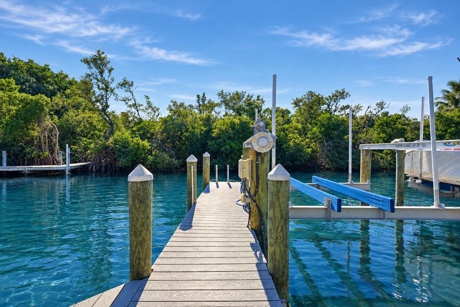 Deed Dock space with 10,000 lb. capacity lift - 615 DREAM ISLAND PL #212, LONGBOAT KEY