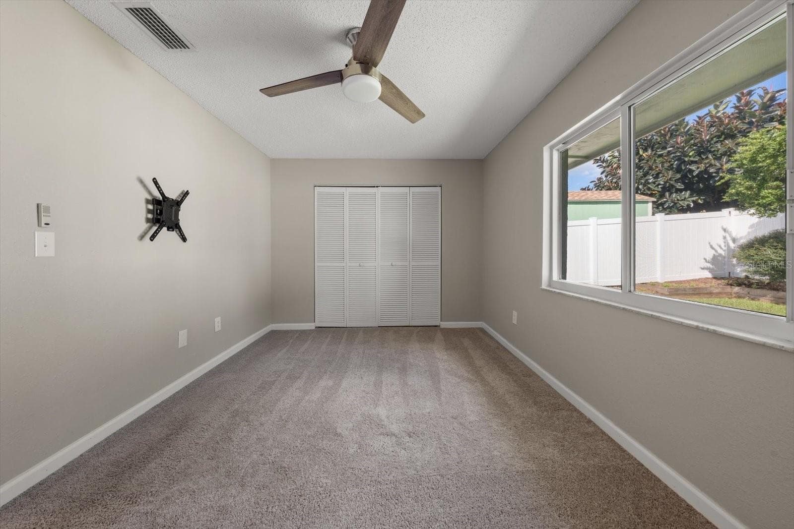 Single Family Residence at 15009 NATUREWALK DR, TAMPA, photo 20 of 41