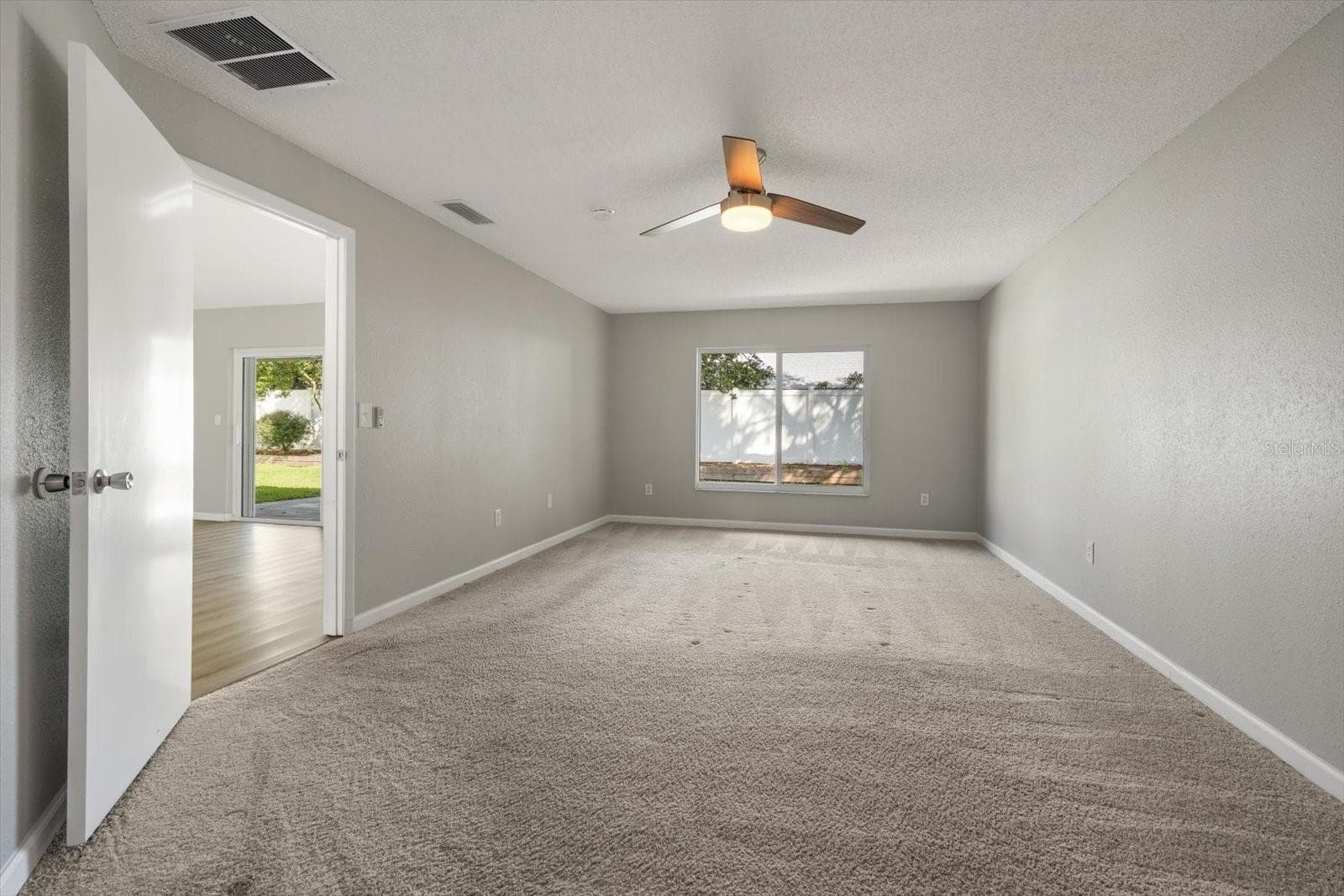 Single Family Residence at 15009 NATUREWALK DR, TAMPA, photo 32 of 41