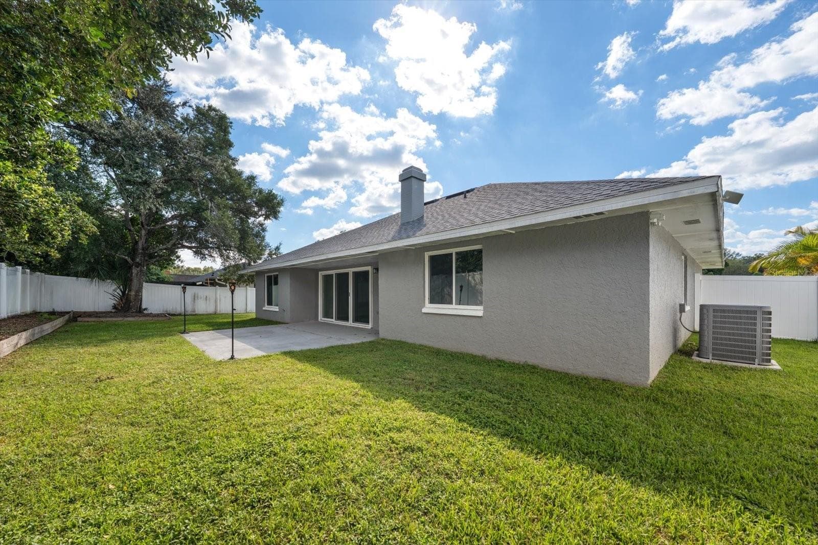 Single Family Residence at 15009 NATUREWALK DR, TAMPA, photo 39 of 41