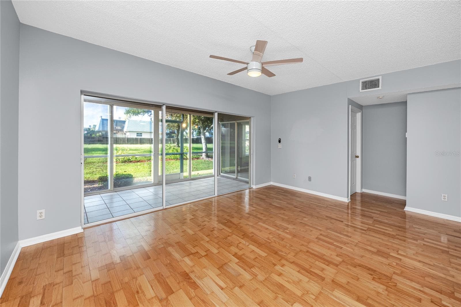 Condominium at 14460 MARINA WAY #11, SEMINOLE, photo 15 of 61