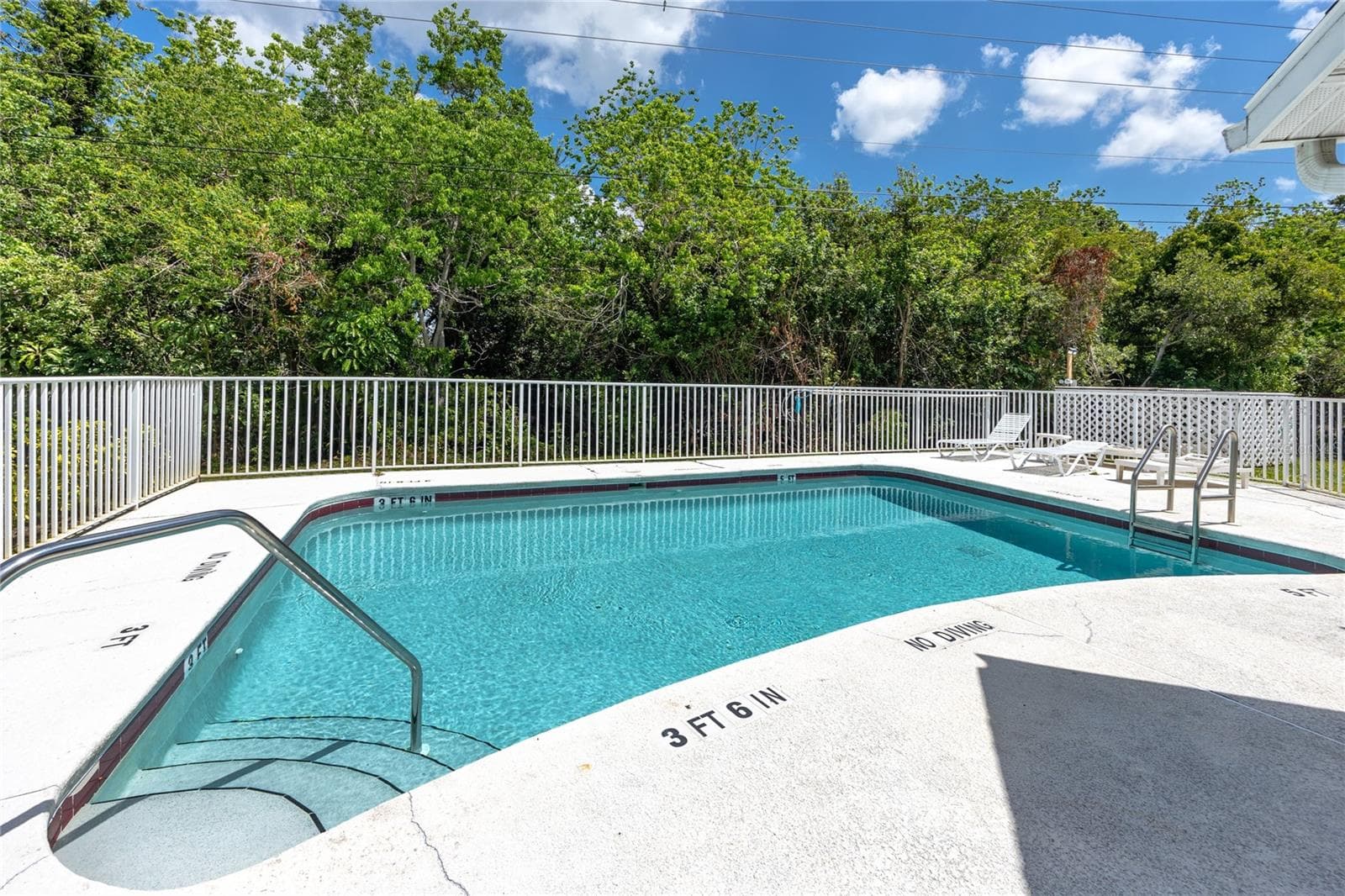 Condominium at 14460 MARINA WAY #11, SEMINOLE, photo 40 of 61