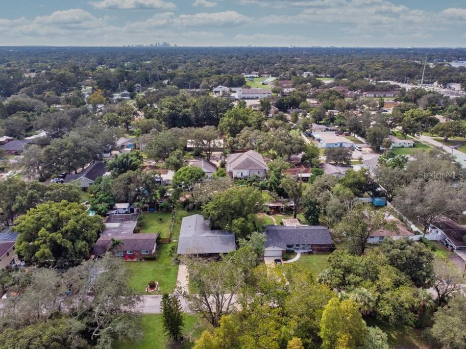 Single Family Residence at 1708 POND LAKE DR, TAMPA, photo 74 of 80