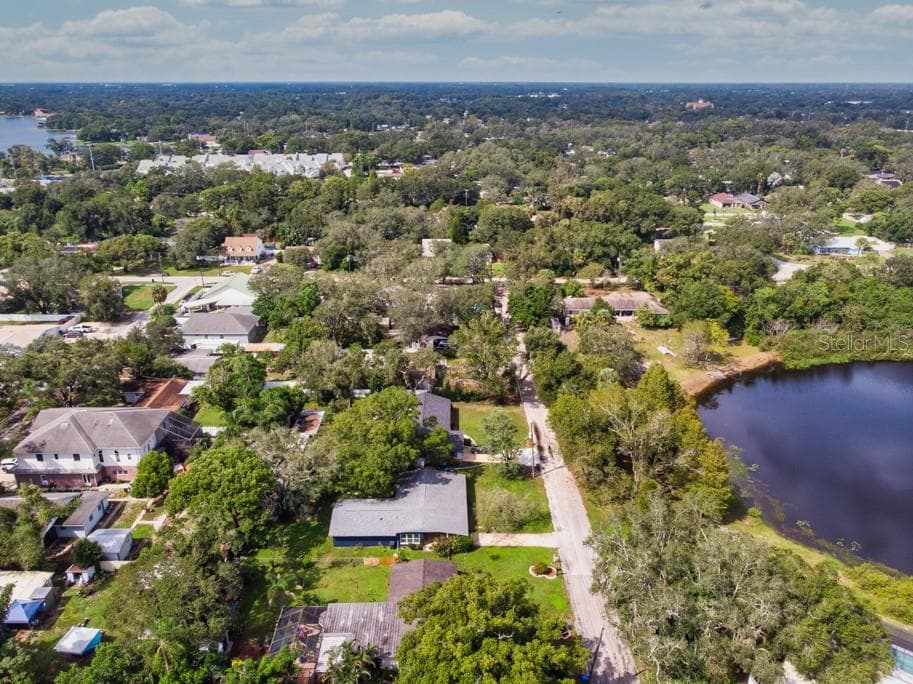 Single Family Residence at 1708 POND LAKE DR, TAMPA, photo 78 of 80