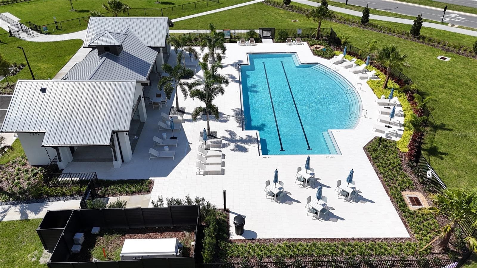Single Family Residence at 8717 CANARD CV, PALMETTO, photo 43 of 47
