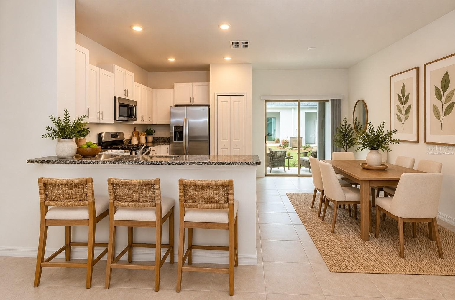 Virtually Staged - 8327 CRESCENT OAKS DR, NEW PORT RICHEY