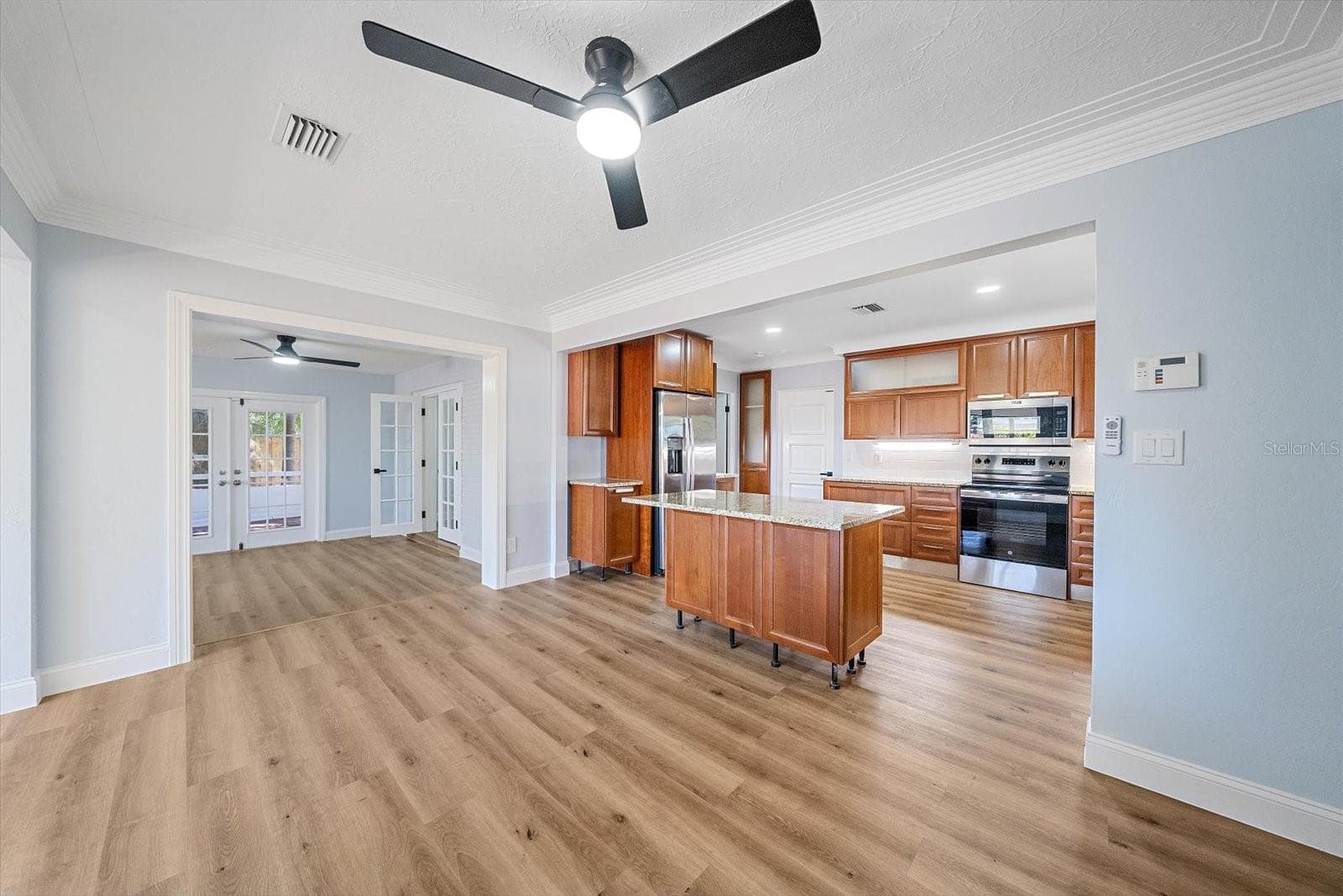 Single Family Residence at 3372 WEBBER ST, SARASOTA, photo 4 of 38