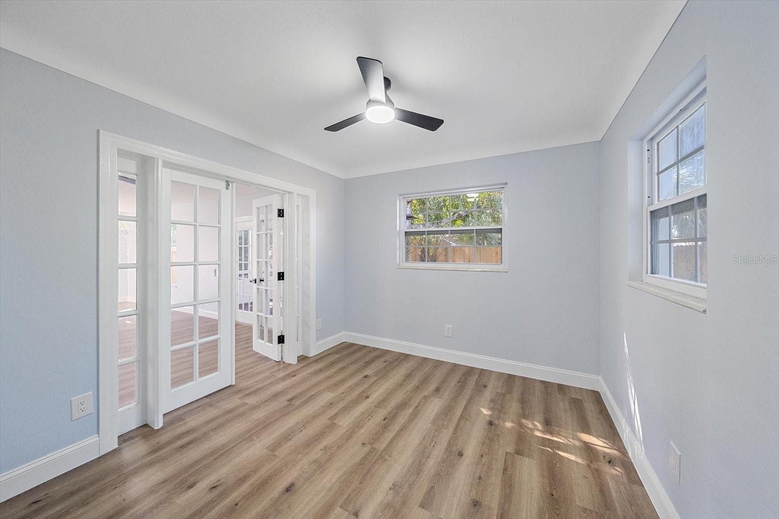 Single Family Residence at 3372 WEBBER ST, SARASOTA, photo 15 of 38