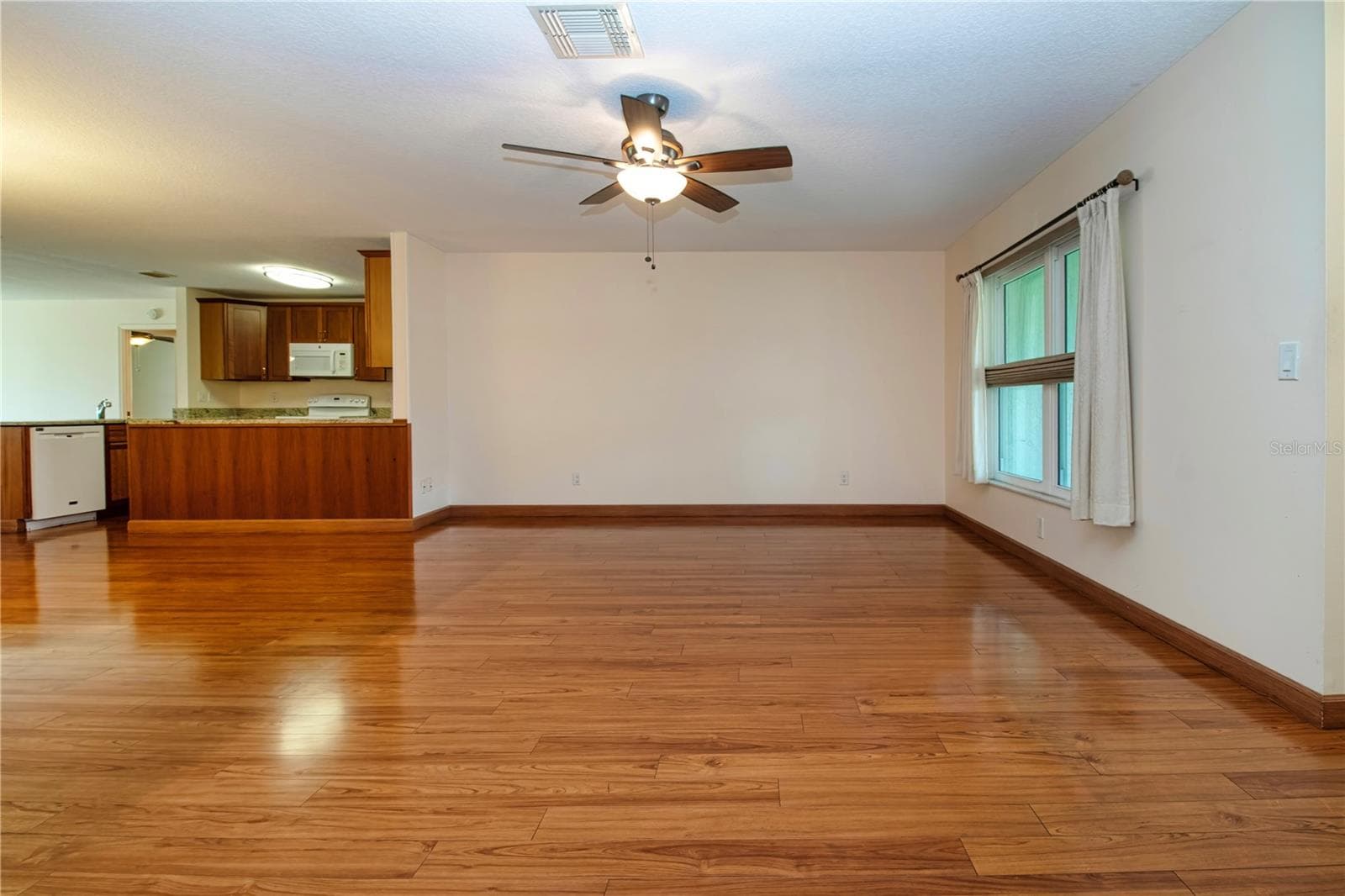 Living Room - 2108 MEADOWLARK LN, SUN CITY CENTER