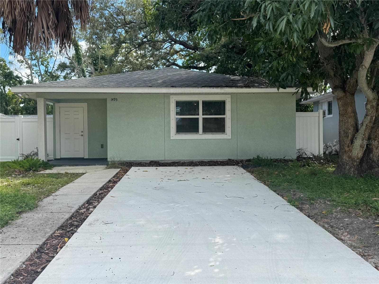 Single Family Residence at 1493 CLEVELAND ST, CLEARWATER, photo 5 of 74