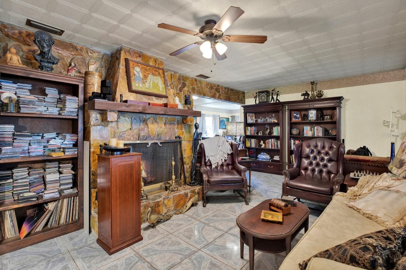 Living Room - 1426 62ND AVE N, ST PETERSBURG