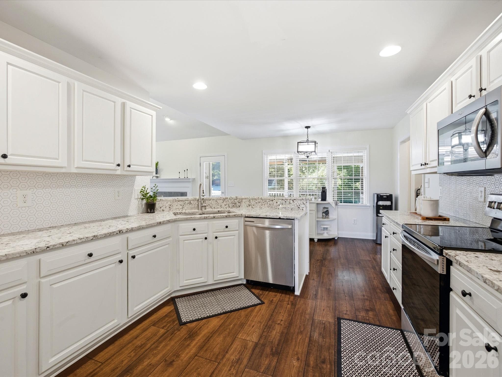 Single Family Residence at 5100 Basswood Drive, Concord, photo 11 of 33