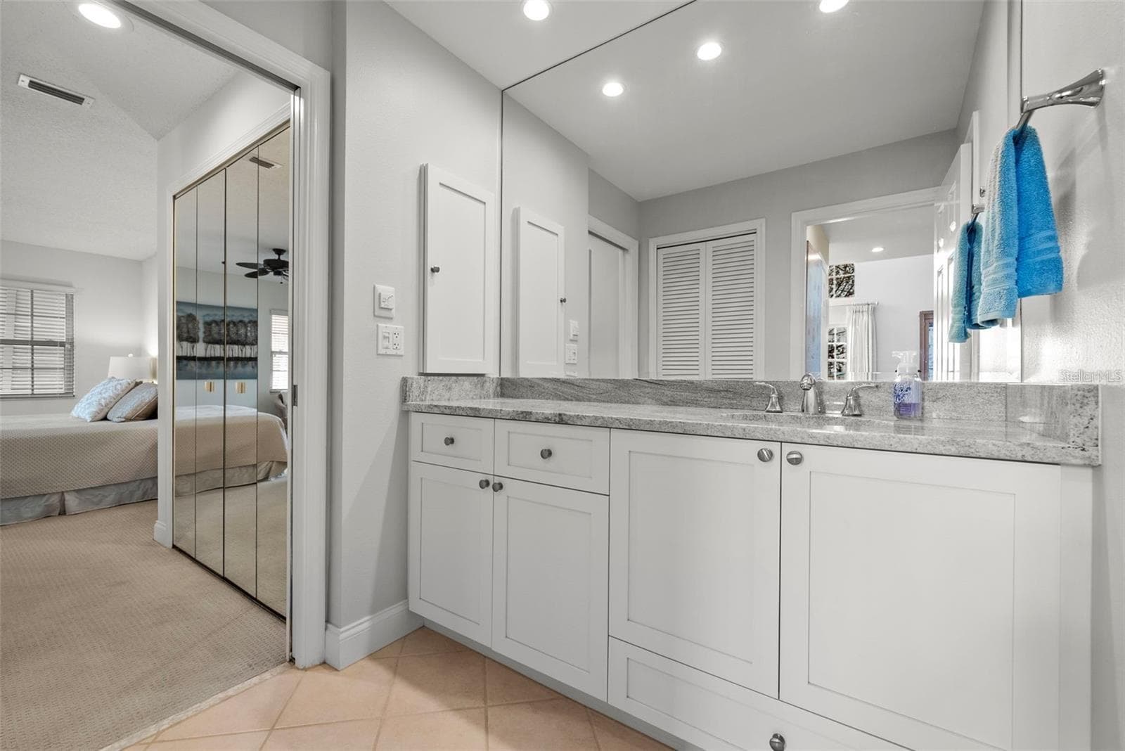 Condominium at 1163 COQUILLE ST #207, SARASOTA, photo 21 of 45