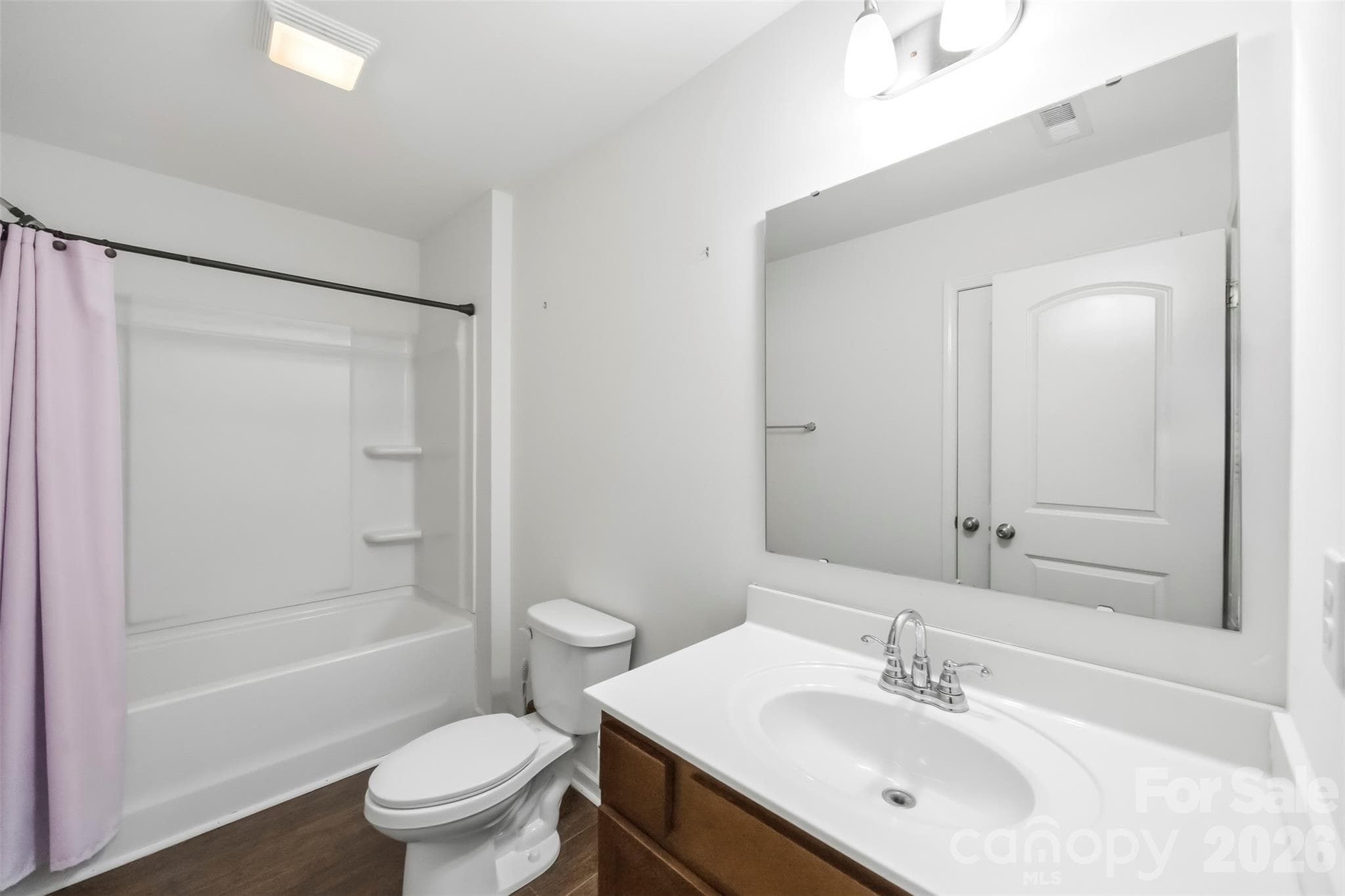 Secondary Full Bathroom - 2304 Amesbury Court, Albemarle