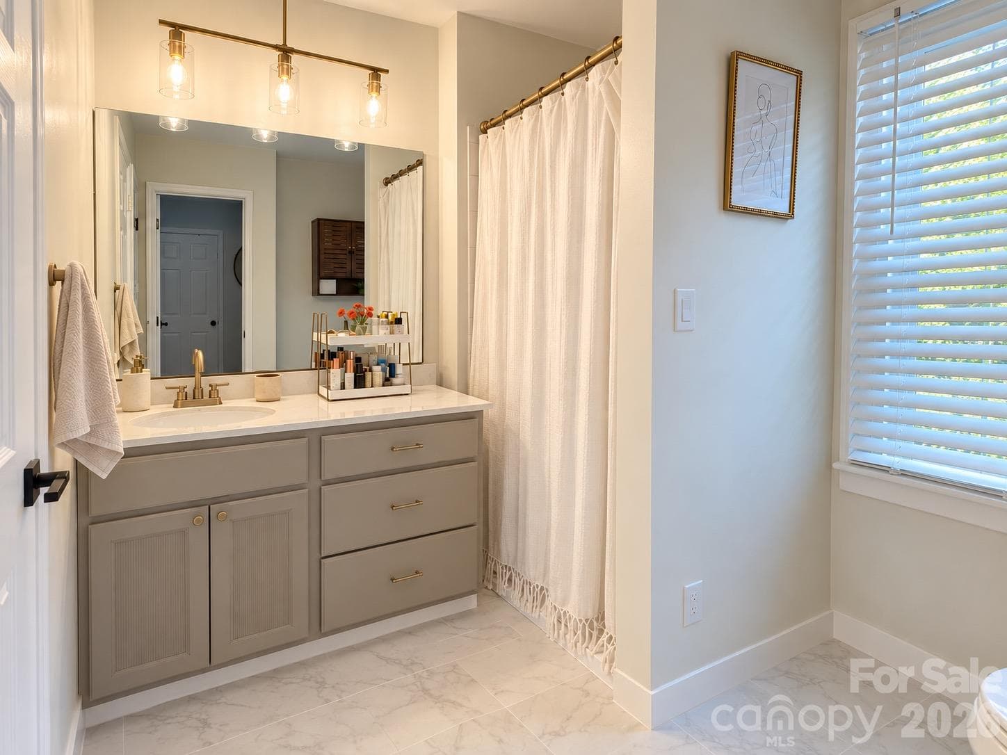 Bathroom 1 Primary - Main Floor - 11101 Sevilla Court, Charlotte