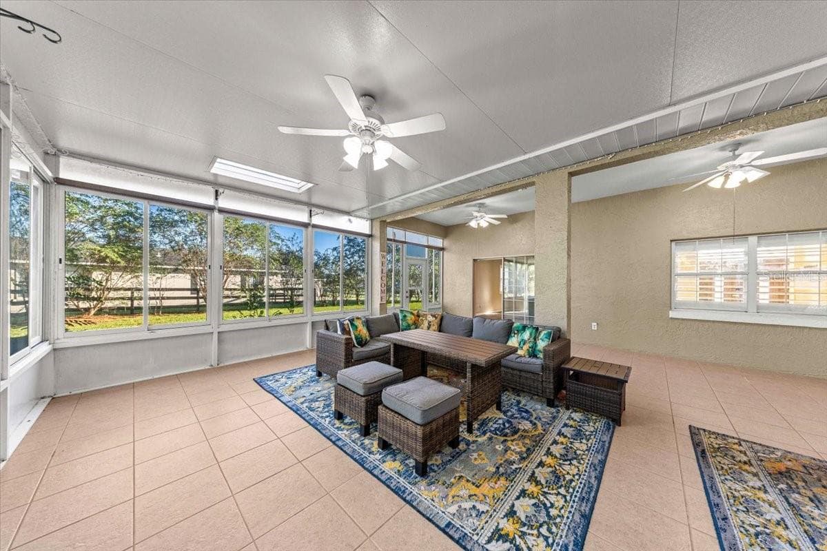 Expansive Florida Room - 5592 NE 61ST AVENUE RD, SILVER SPRINGS