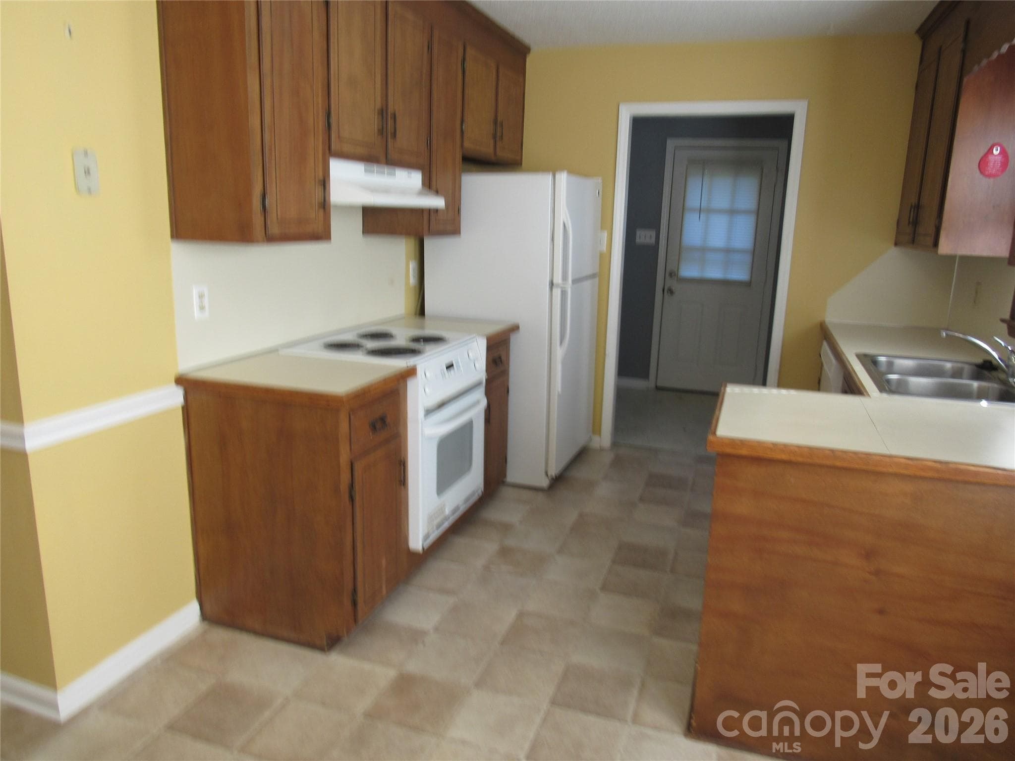 Townhouse at 104 Neely Court, Rock Hill, photo 16 of 37