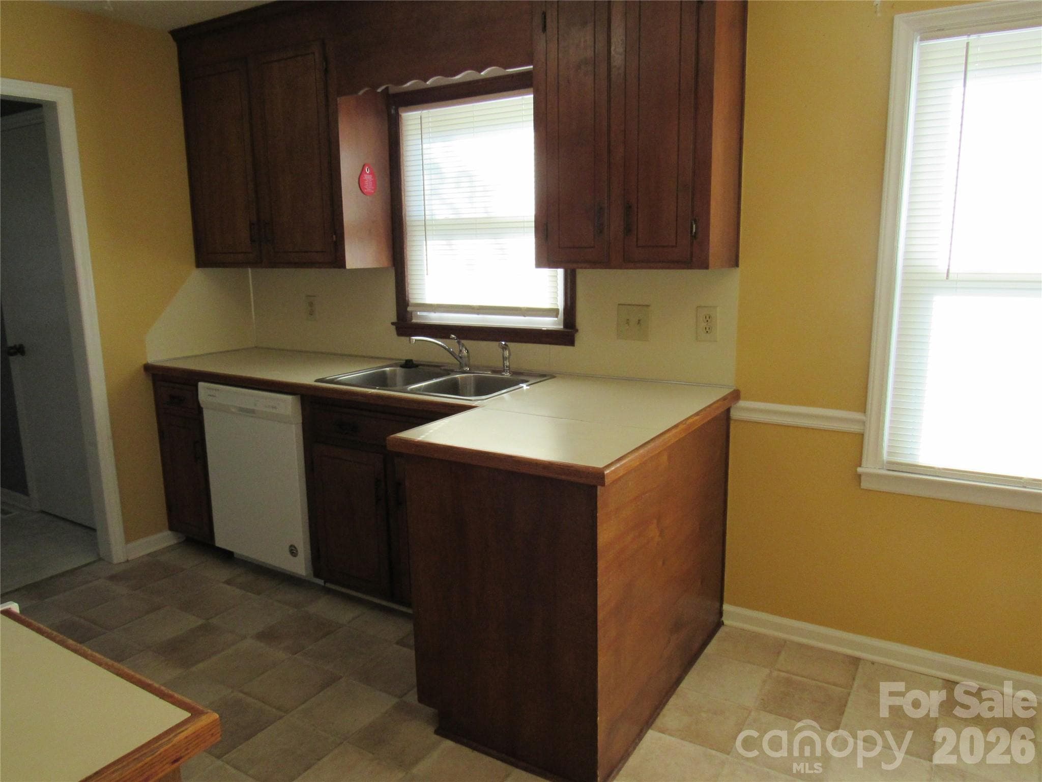 Townhouse at 104 Neely Court, Rock Hill, photo 17 of 37