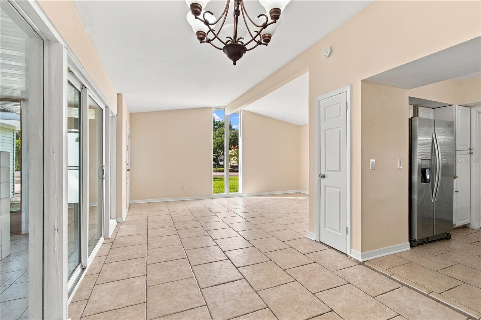 Single Family Residence at 10312 LAKE CARROLL WAY, TAMPA, photo 12 of 100